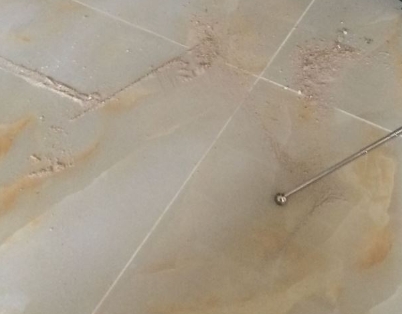宝安瓷砖空鼓维修公司分享粘合剂选择不当在瓷砖铺贴过程中可能导致以下问题